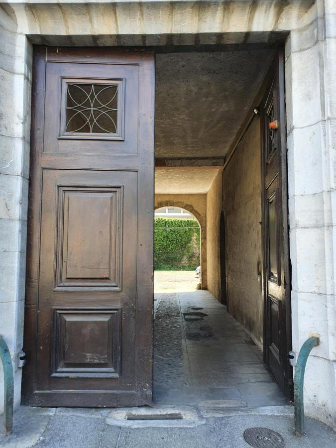 Charmes De Provence - Centre Historique Appartement Chambéry Buitenkant foto
